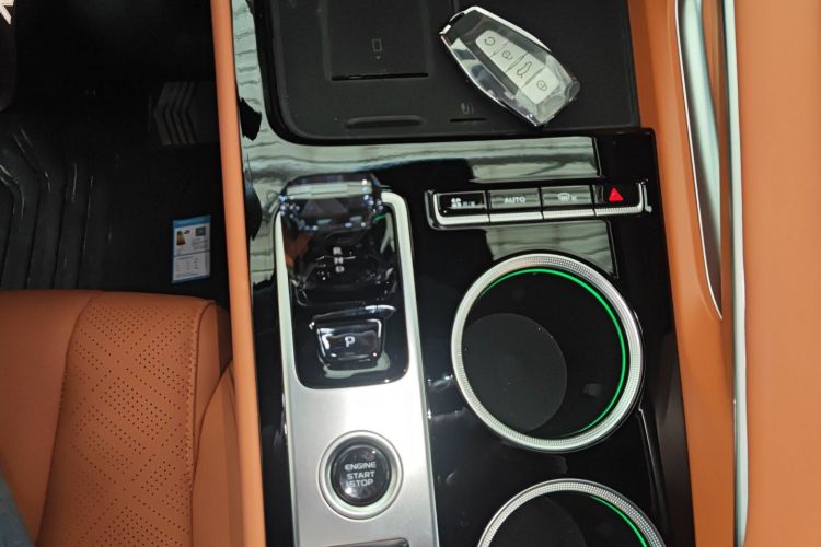 吉利汽车 博越 2026款 1.5TD 挚爱中控内饰18