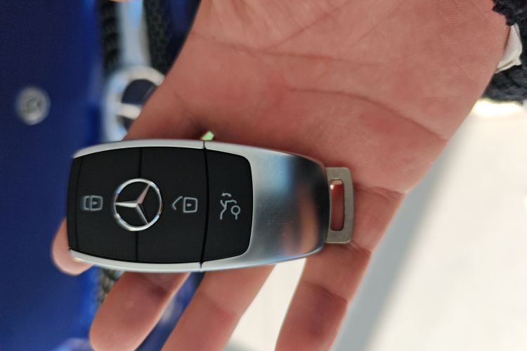 奔驰A级 2020款 改款 A 200 L 运动轿车时尚型中控内饰11