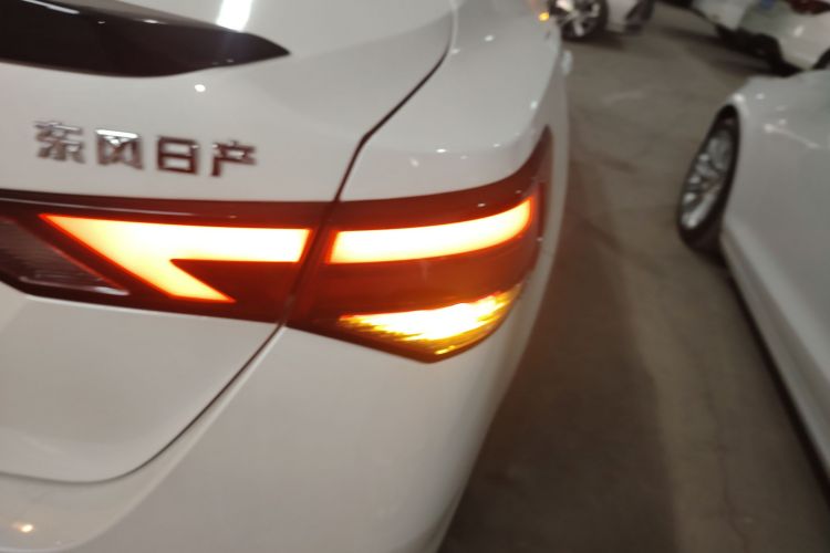 日产 轩逸 2026款 1.6L CVT悦享版车身外观6006