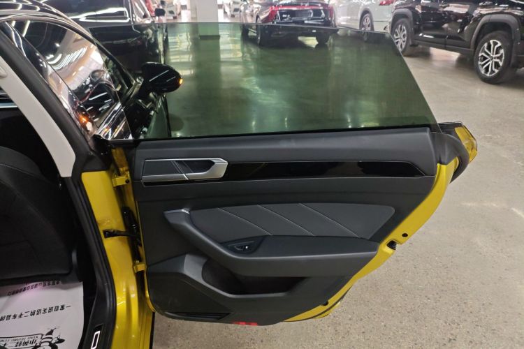 一汽-大众CC 2021款 380TSI 夺目版中控内饰7006