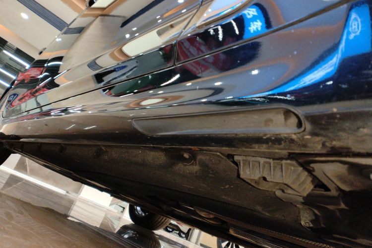 宝马5系新能源 2021款 535Le M运动套装局部细节9001