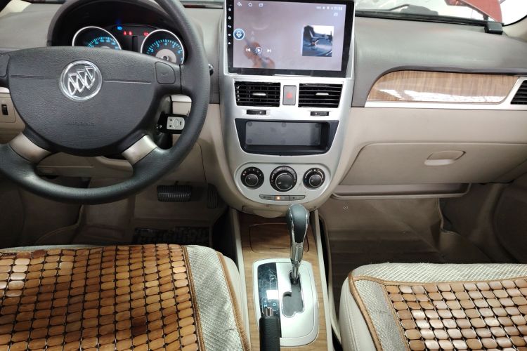 别克 凯越 2015款 1.5L 自动经典型局部细节16