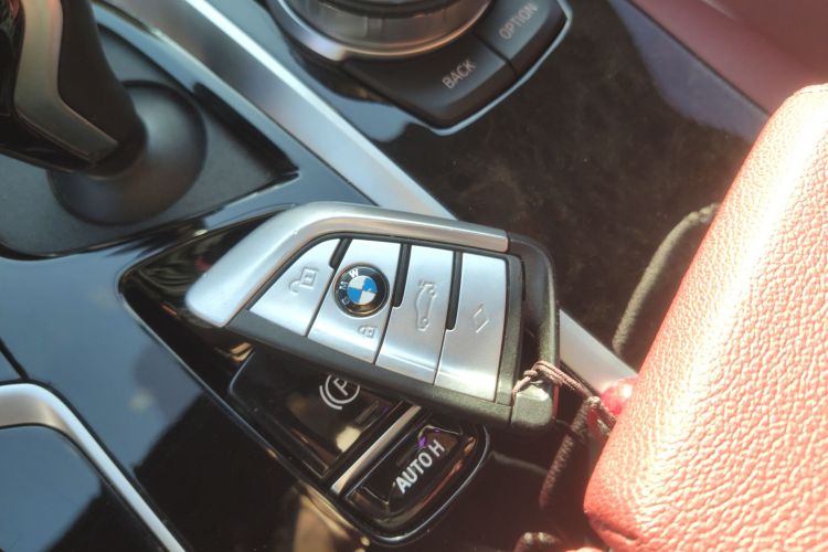 宝马5系 2021款 改款 525Li M运动套装中控内饰11