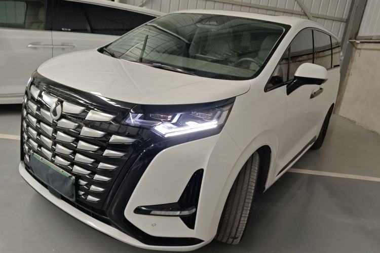 腾势D9 2022款 DM-i 1040 尊贵型车身外观1