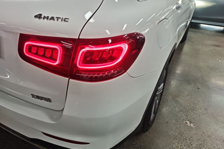 奔驰GLC 2020款 GLC 260 L 4MATIC 豪华型车身外观9