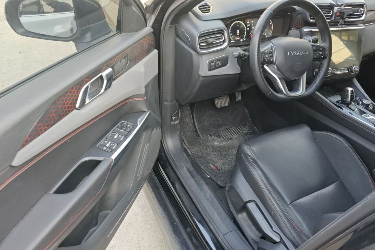 领克03 2019款 1.5TD DCT劲版 国VI中控内饰20