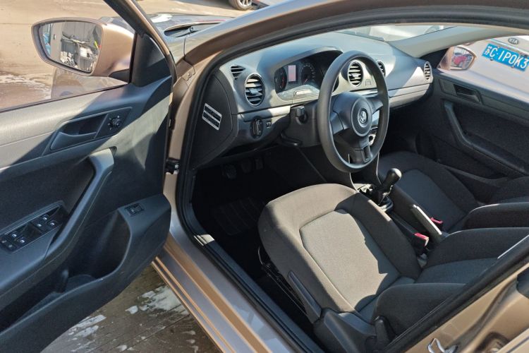 大众 捷达 2015款 质惠版 1.6L 手动时尚型中控内饰7003