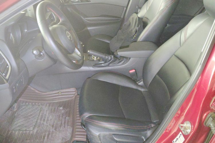 马自达3 昂克赛拉 2016款 三厢 1.5L 手动舒适型局部细节19