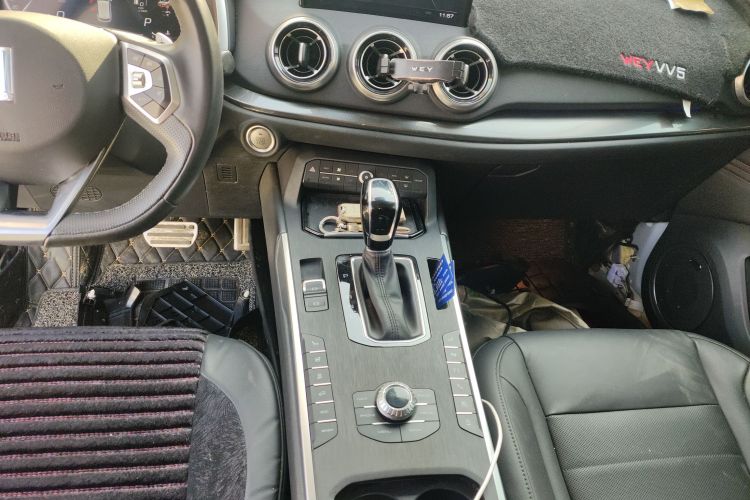 魏牌 VV5 2017款 2.0T 旗舰型局部细节18