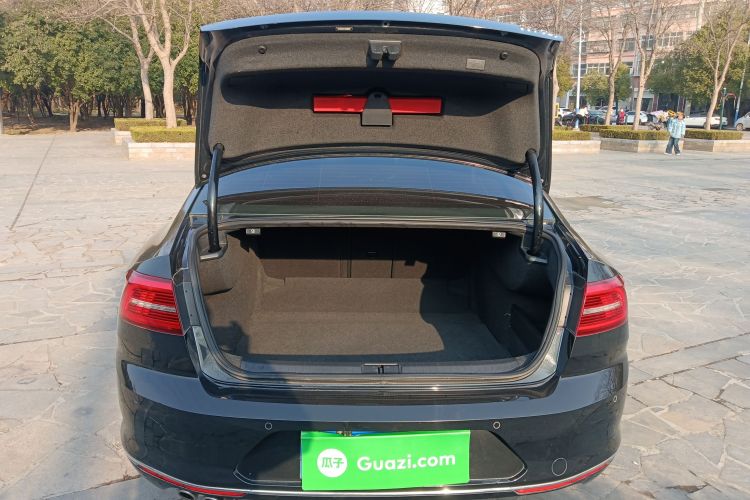 大众 迈腾 2018款 330TSI DSG 领先型机舱底盘23