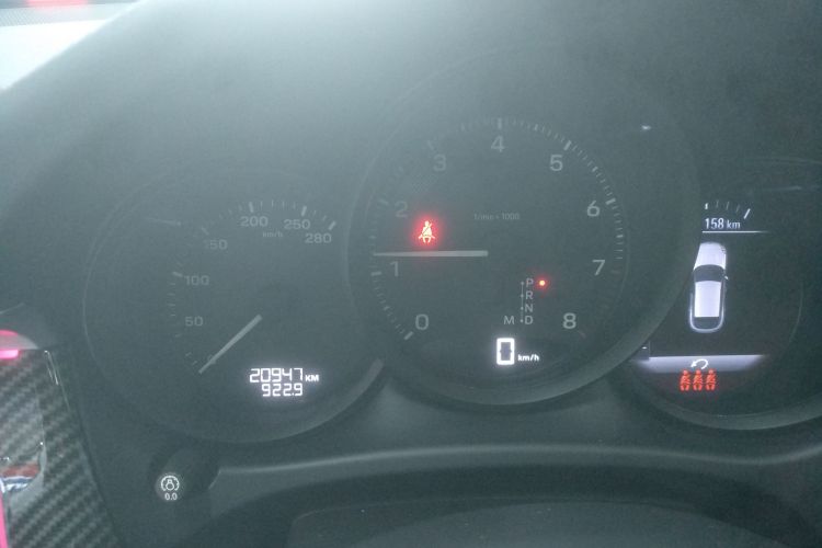 保时捷 2022款 Macan 2.0T中控内饰14