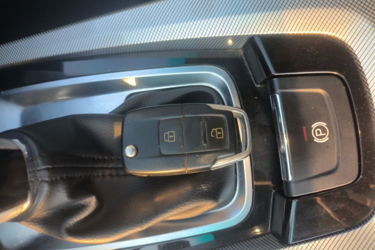 纳智捷 优6 SUV 2016款 1.8T 风尚超值型中控内饰11