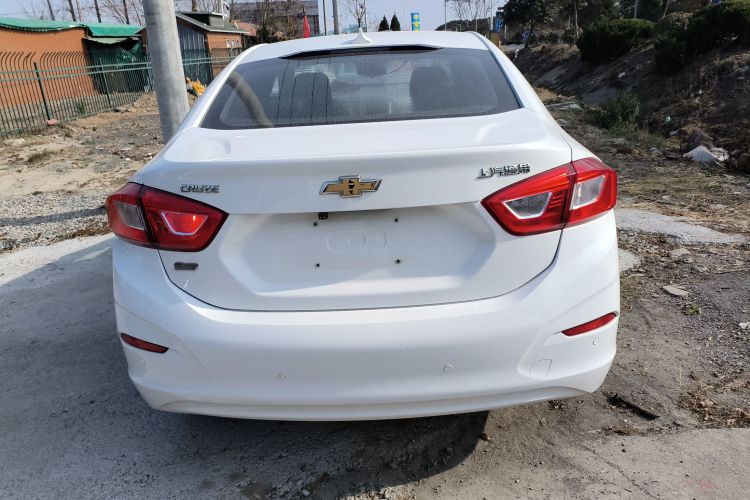 雪佛兰 科鲁兹 2017款 1.5L 自动先锋天窗版车身外观6