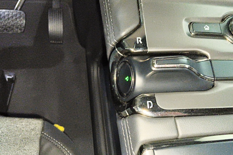 蔚来EC6 2020款 615KM 性能版中控内饰18