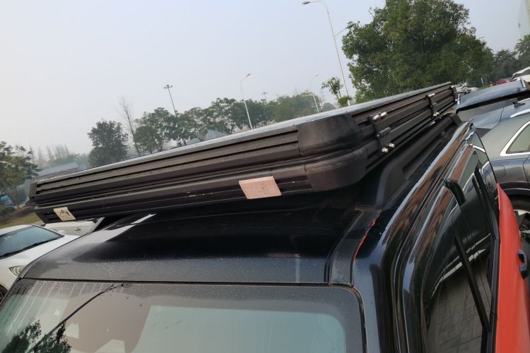 坦克300 2023款 越野版 2.0T 征服者局部细节57