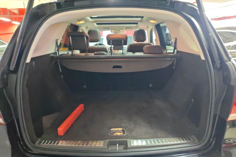 奔驰GLE 2018款 GLE 400 4MATIC 臻藏版机舱底盘23