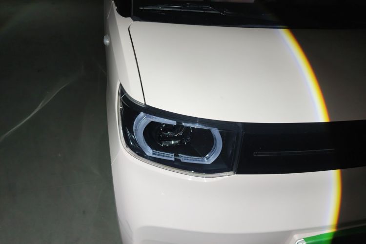 五菱汽车 宏光MINIEV 2022款 马卡龙臻享款 磷酸铁锂车身外观8