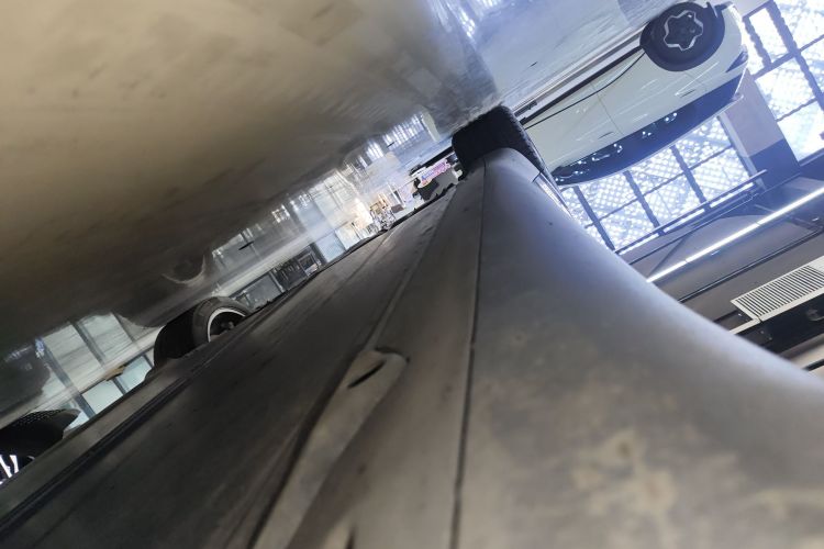 特斯拉 Model Y 2022款 改款 后轮驱动版局部细节9001