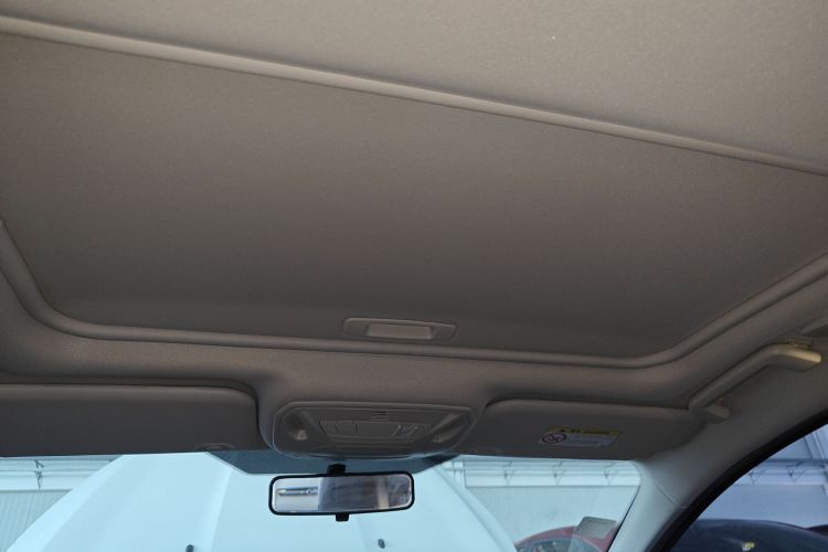 福特 福克斯 2018款 三厢经典 EcoBoost 180 自动精英型中控内饰22