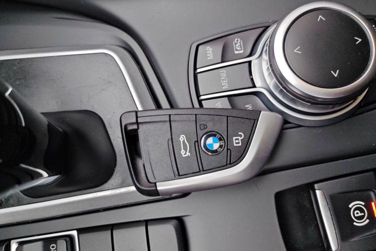 宝马X1 2021款 改款 sDrive25Li 领先型中控内饰11