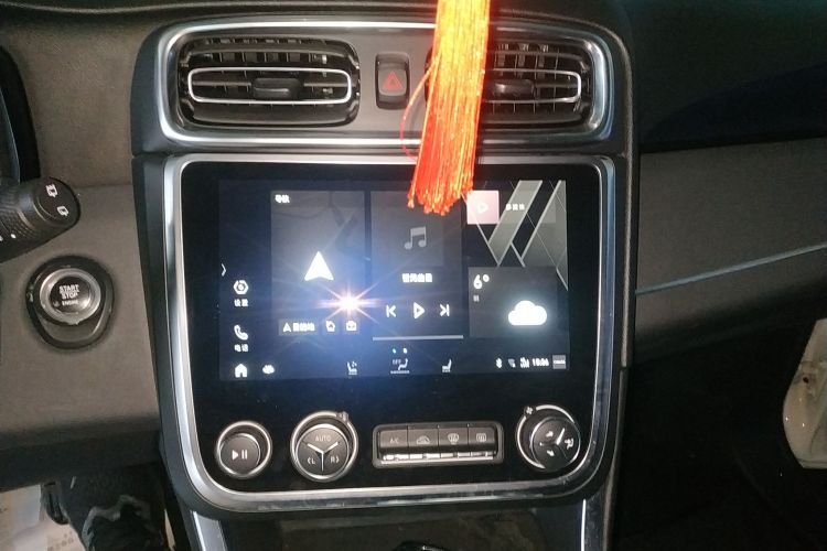 领克01 EM-P 2018款 1.5T PHEV 劲Pro 国V局部细节16