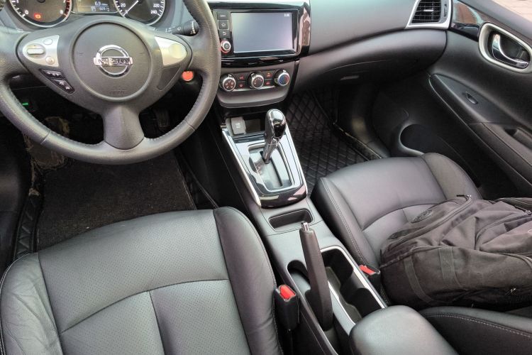 日产 轩逸 2018款 1.6XV CVT尊享版中控内饰18