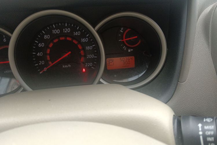 日产 轩逸 2018款 经典 1.6XE+ CVT豪华版中控内饰15