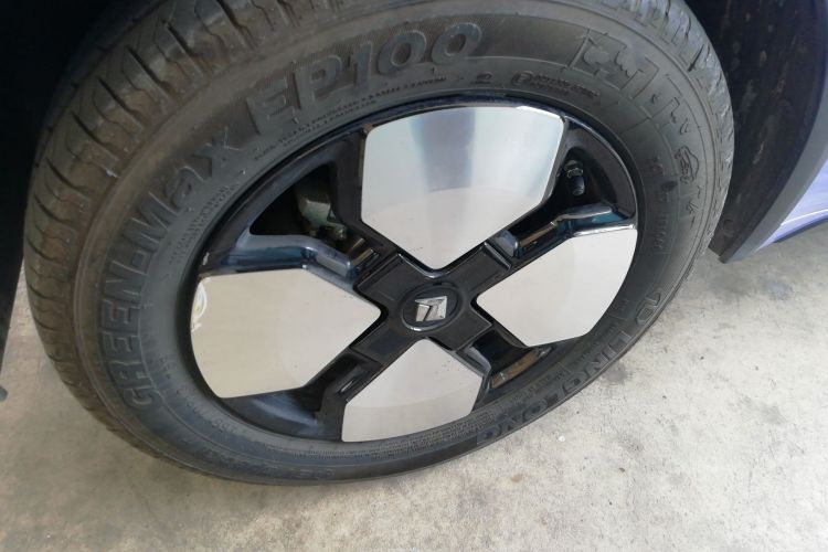 宝骏KiWi EV 2023款 大疆版 三元锂车身外观6008