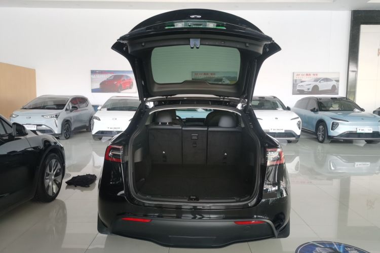 特斯拉 Model Y 2022款 改款 后轮驱动版机舱底盘23