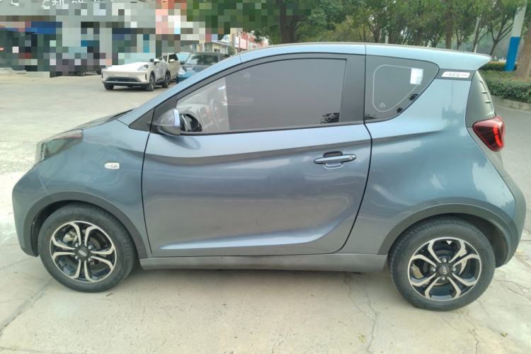 奇瑞 小蚂蚁 2019款 4座智享版 30.6kWh车身外观4