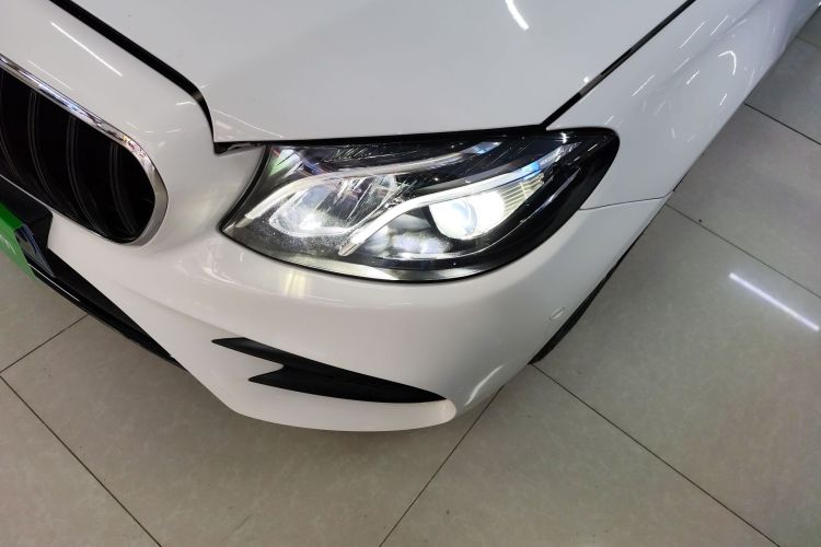 奔驰E级(进口) 2020款 改款 E 260 运动版局部细节36