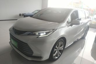 丰田 赛那SIENNA 2023款 2.5L混动 尊贵版