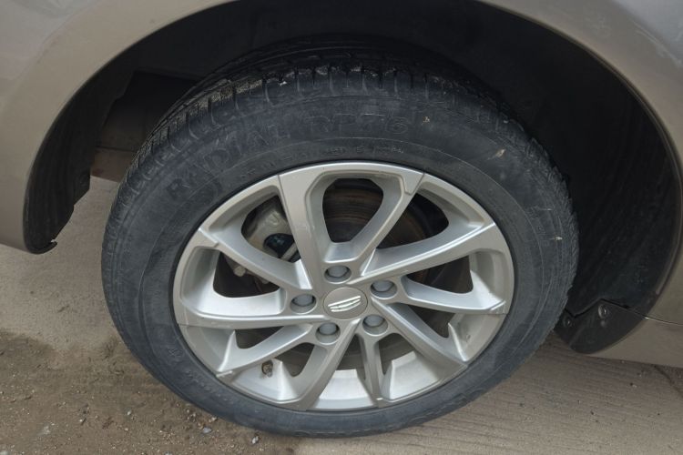 吉利汽车 帝豪 2021款 UP 1.5L CVT豪华型车身外观56