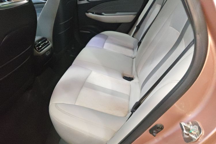 埃安 AION S Plus 2021款 60 智领版中控内饰7004