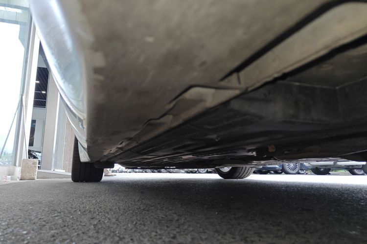 捷豹XJ 2016款 XJL 3.0 SC 两驱典雅商务版局部细节9001