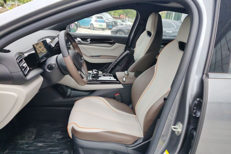 比亚迪 秦PLUS 2023款 冠军版 DM-i 120KM卓越型局部细节19