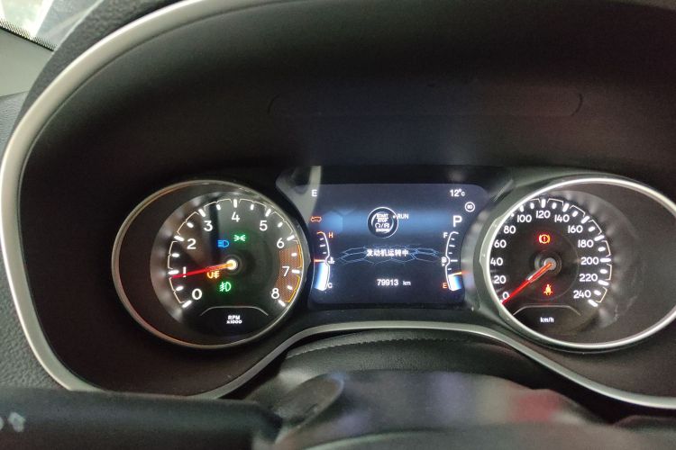 Jeep 指南者 2017款 200T 自动家享版中控内饰14