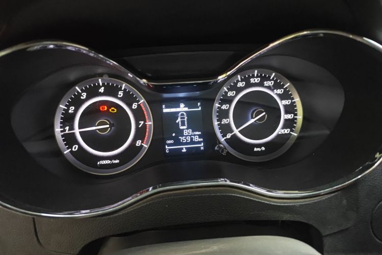 宝骏560 2016款 1.5T 手动舒适型局部细节14