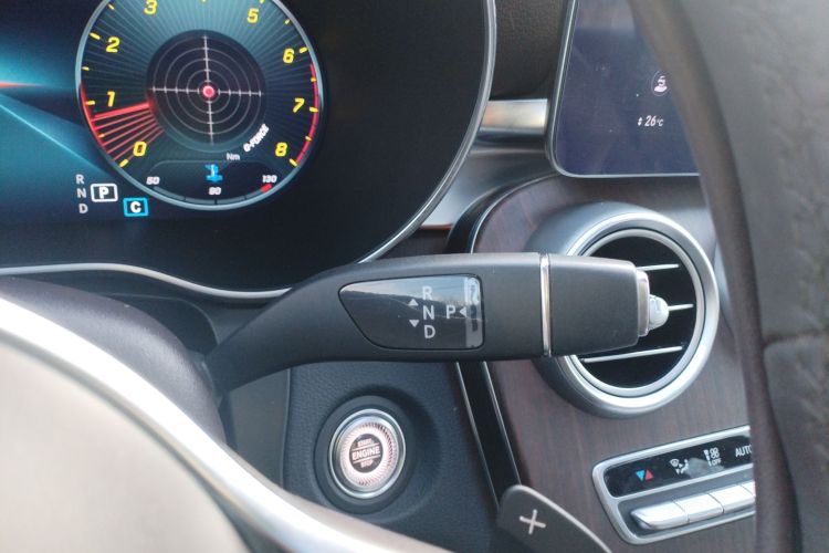 奔驰GLC 2021款 GLC 300 L 4MATIC 动感型中控内饰18