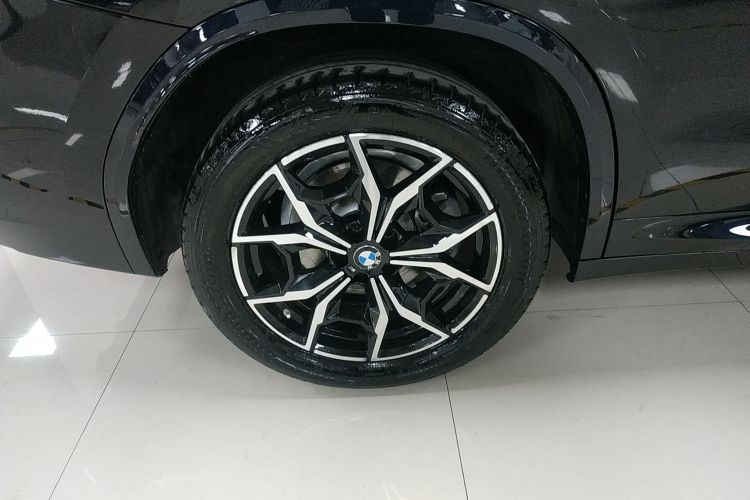 宝马X3 2022款 改款 xDrive25i M运动套装车身外观6008