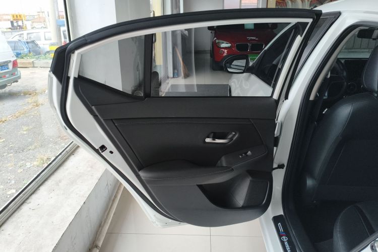 日产 轩逸 2023款 1.6L CVT悦享版中控内饰49