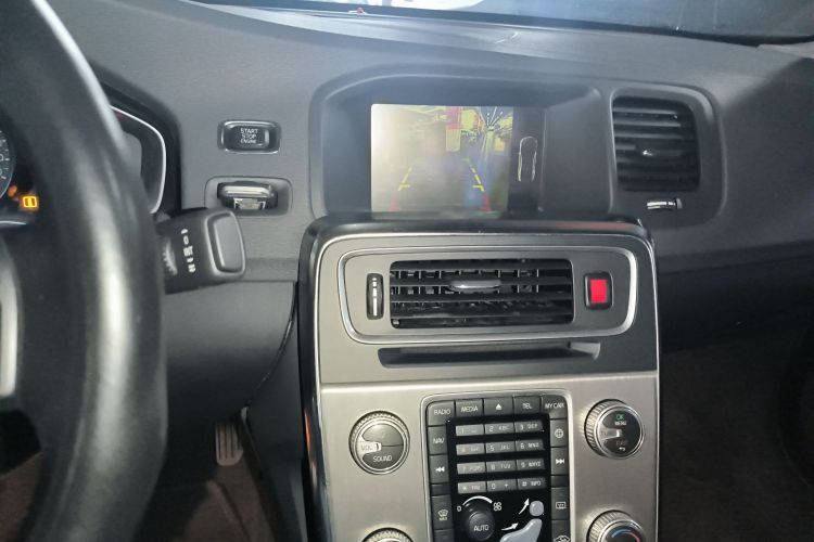 沃尔沃S60 2014款 S60L 2.0T 智远版局部细节16