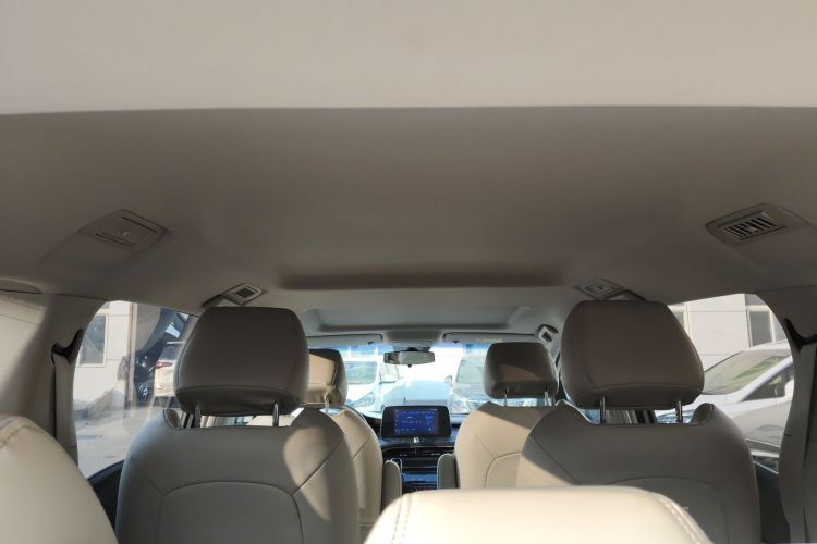 别克GL8 2023款 陆上公务舱 舒适型中控内饰22