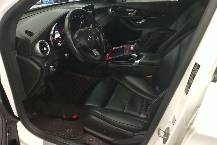 奔驰GLC 2016款 GLC 260 4MATIC 动感型局部细节19