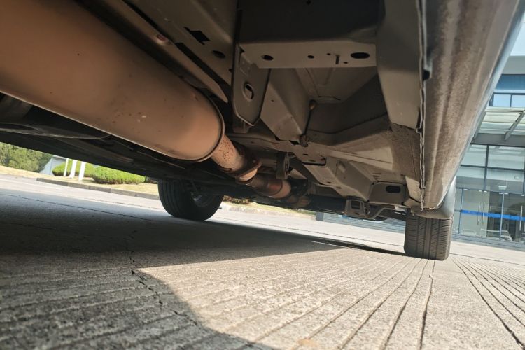 别克GL8 2014款 2.4L 行政版局部细节9002