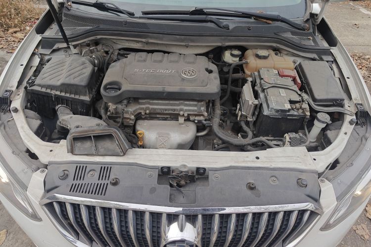 别克 英朗 2015款 15N 自动进取型机舱底盘24