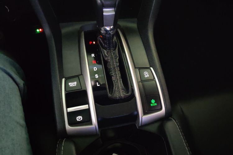 本田 思域 2019款 180TURBO CVT尚动版 国VI局部细节18