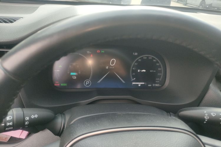 丰田 威兰达 2023款 双擎 2.5L E-CVT两驱豪华PLUS版中控内饰14