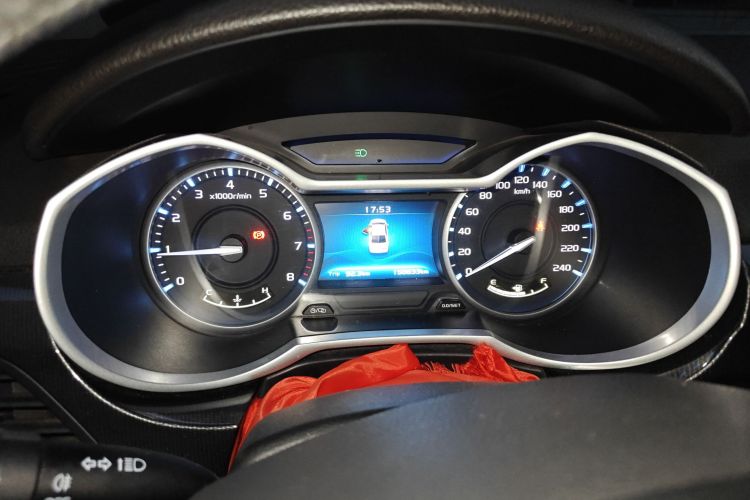 吉利汽车 帝豪 2017款 三厢百万款 1.5L 手动向上版中控内饰14