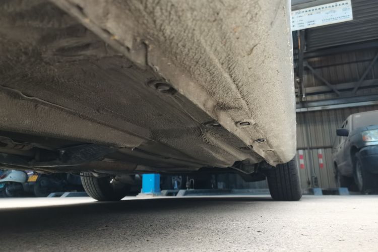 大众 宝来 2013款 1.6L 自动时尚型局部细节9004